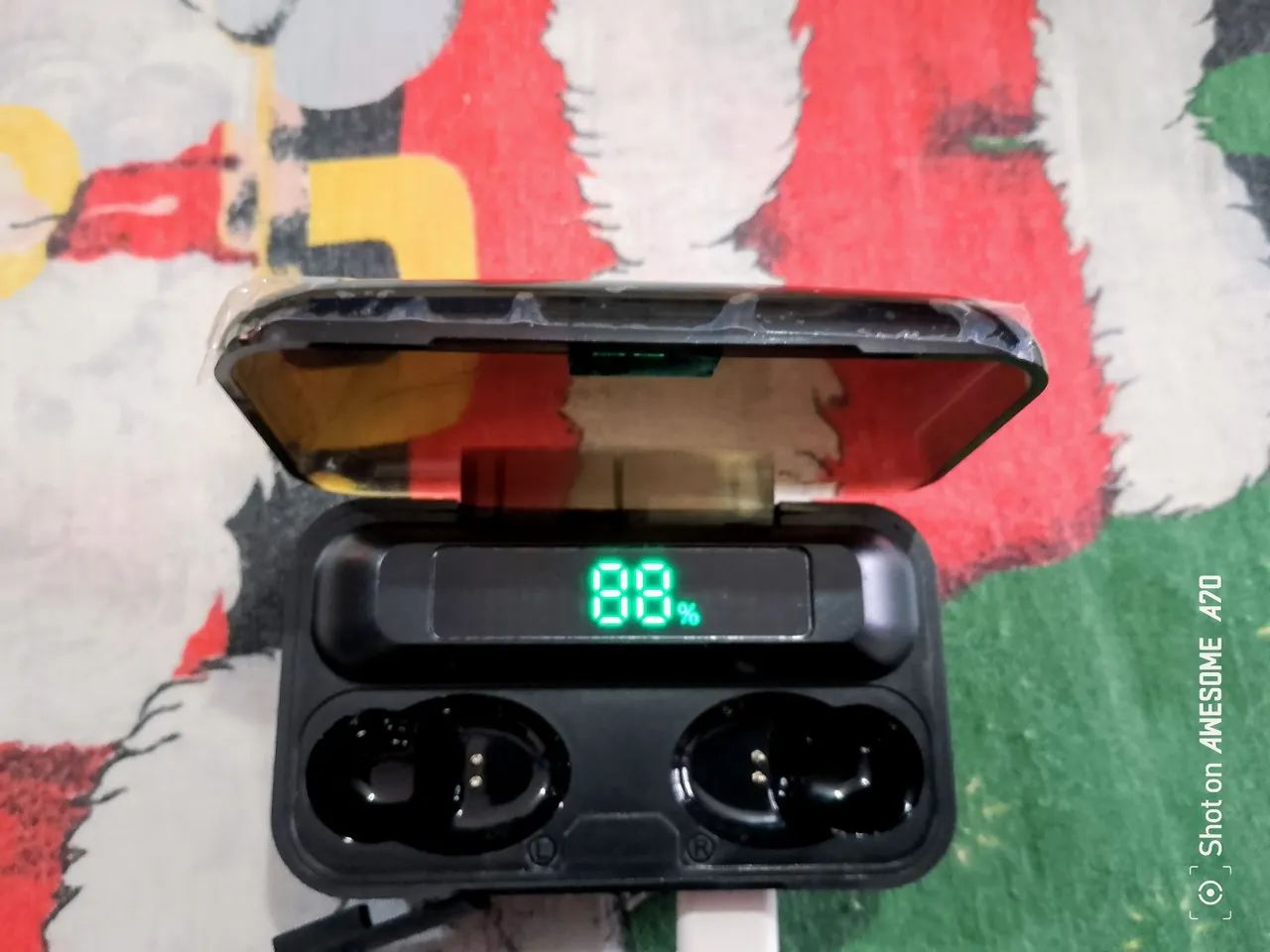 Fone de Ouvido Bluetooth com Estojo de Carregamento - Foto 3
