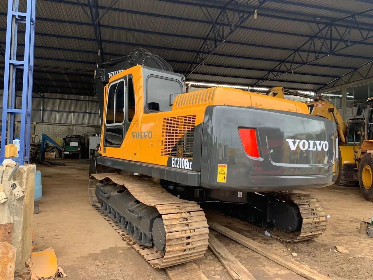 Volvo EC210BLC ano 2014