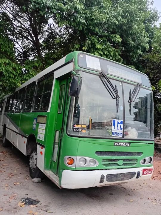 Mercedes 1721 ano 2000 bomba ejetora câmbio 6 marchas