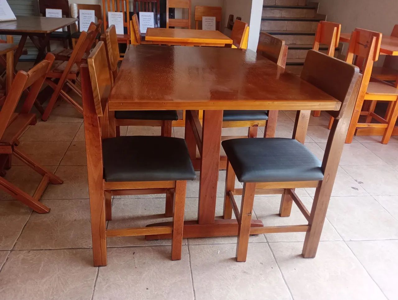 Conjunto Mesa de Jantar 4 Cadeiras Madeira Maciça - Foto 3