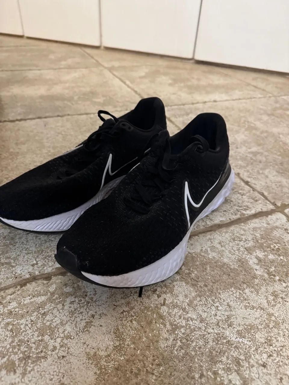 Nike Infinity Run 3 Flyknit TAM 44 BR - Tênis de Corrida - Foto 2