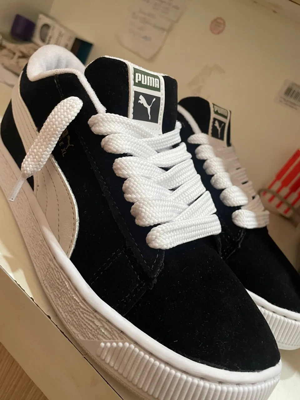 Tênis Puma Suede Preto com Branco