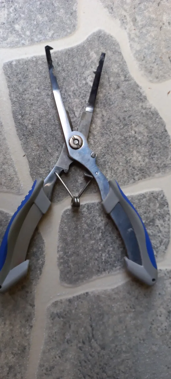 Alicate De Pesca Maruri Multifuncional Bico Fino Torto 16cm