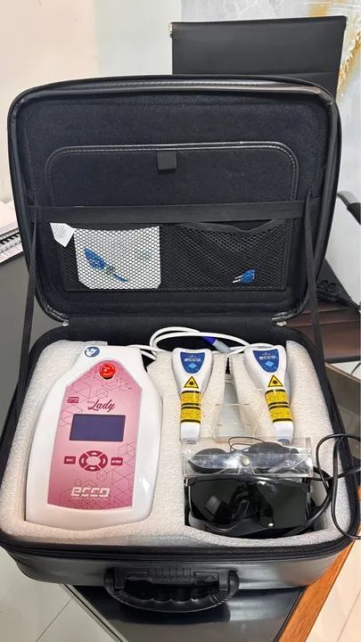 Aparelho de Luz Intensa Pulsada (IPL) para Rejuvenescimento