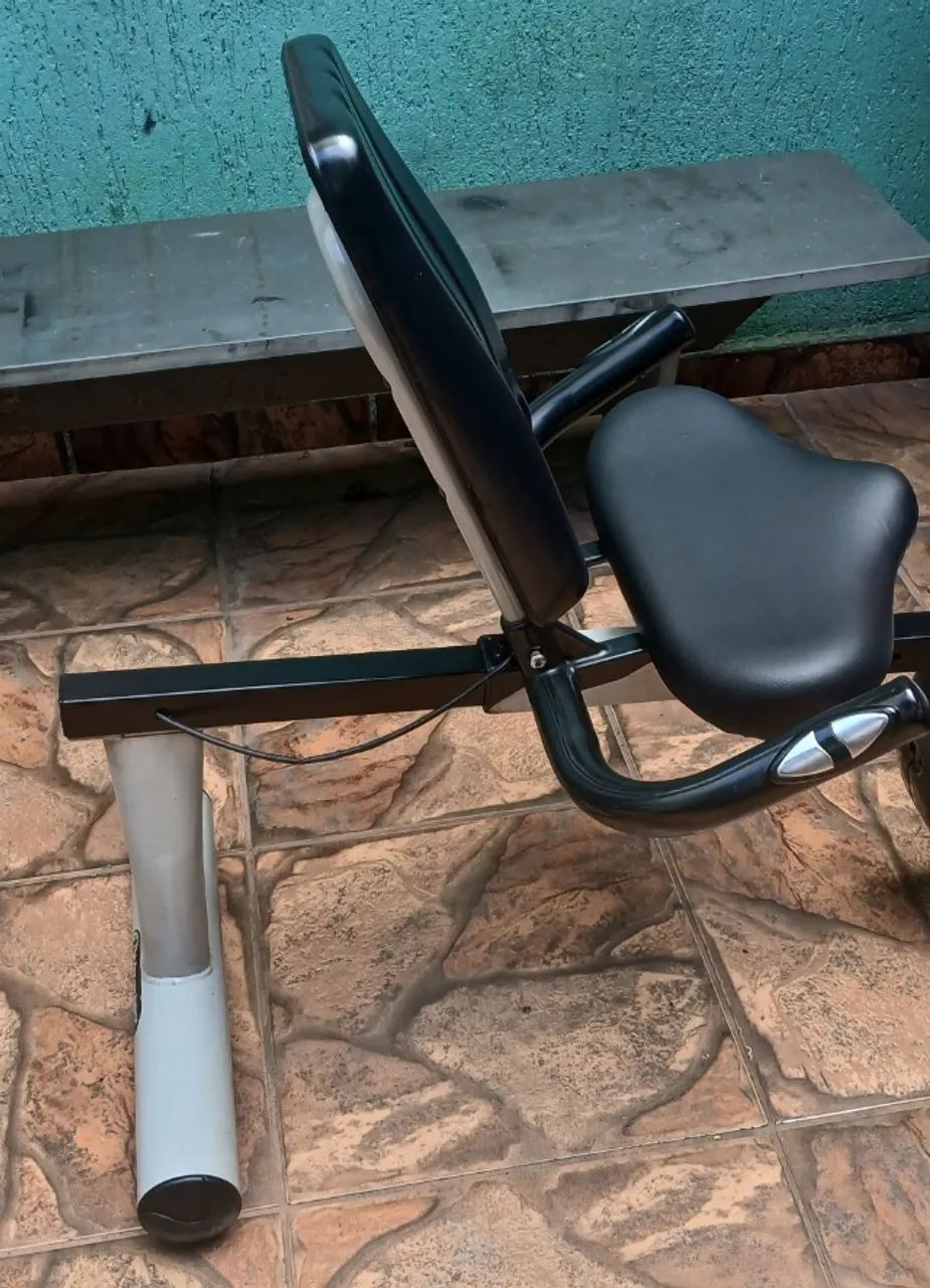 Ate 4x sem Juris - Bicicleta Ergométrica Magnética Horizontal Moviment H3  - Foto 3