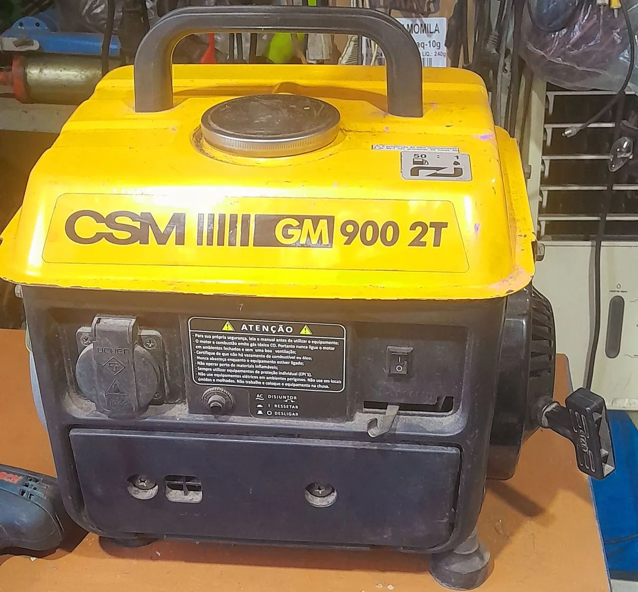 Gerador CSM GM 900 2T - pouco uso Ideal para diversas aplicações!