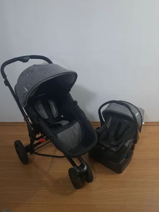 Carrinho de Bebê e Bebê Conforto - Completo e em Ótimo Estado!