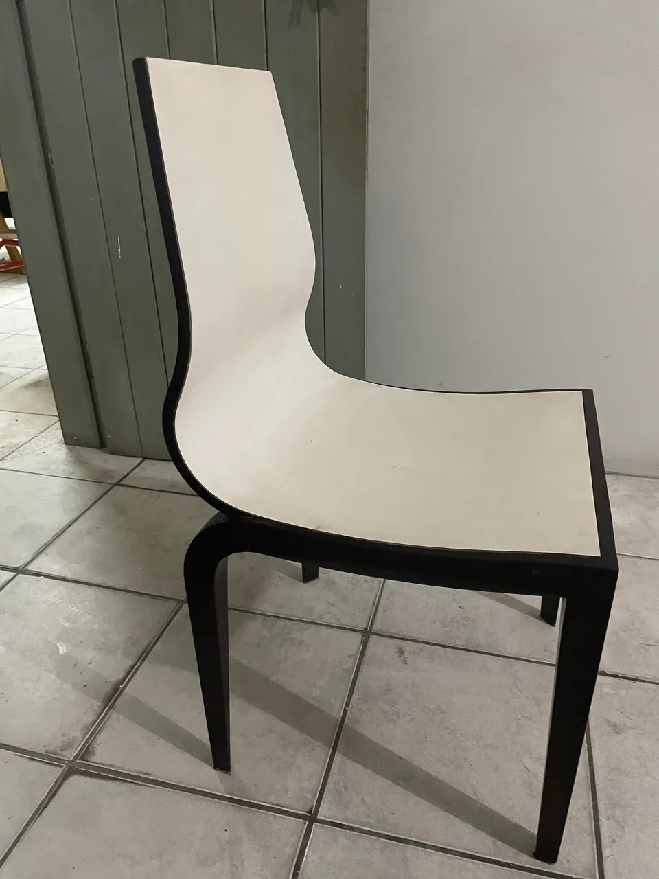 Cadeira de Madeira e Courino - Foto 2