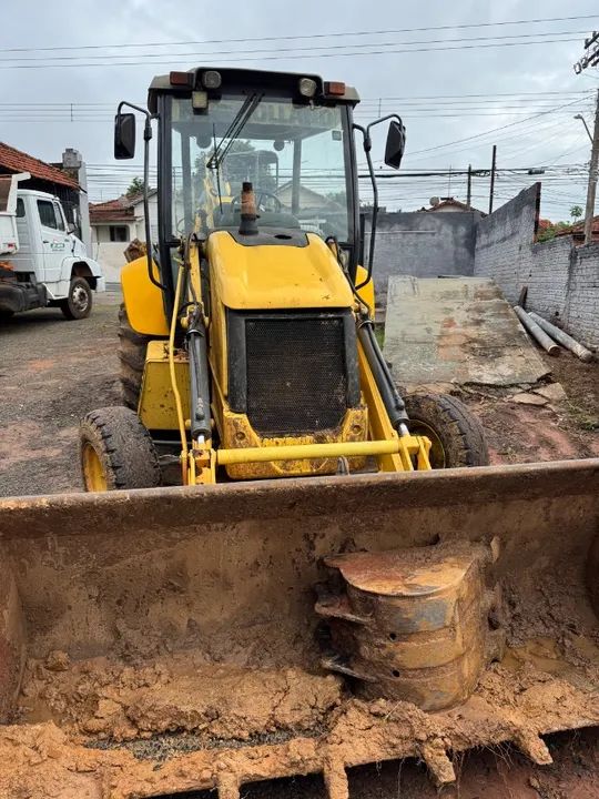 Retroescavadeira  - Foto 5