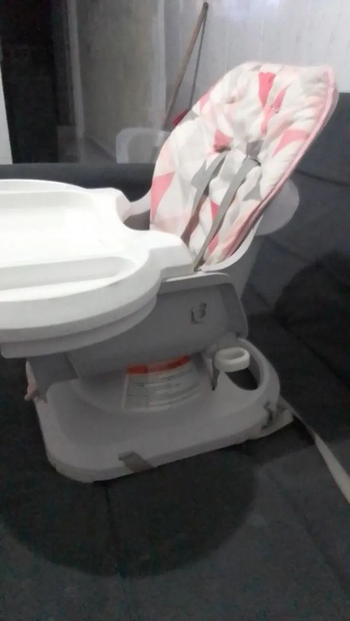 Cadeira de Alimentação Infantil