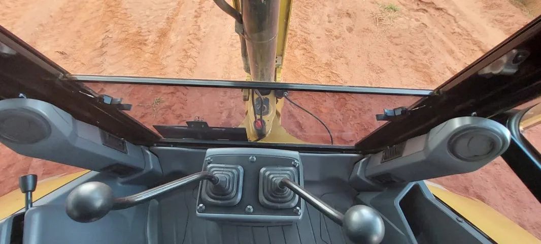 Retroescavadeira Cat 416 4x4 ano 2019 - Foto 2