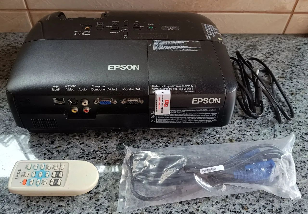 Vendo Projector Epson Power lite S6+, com controle, 2200 lúmens, funcionando. Leia. - Foto 2