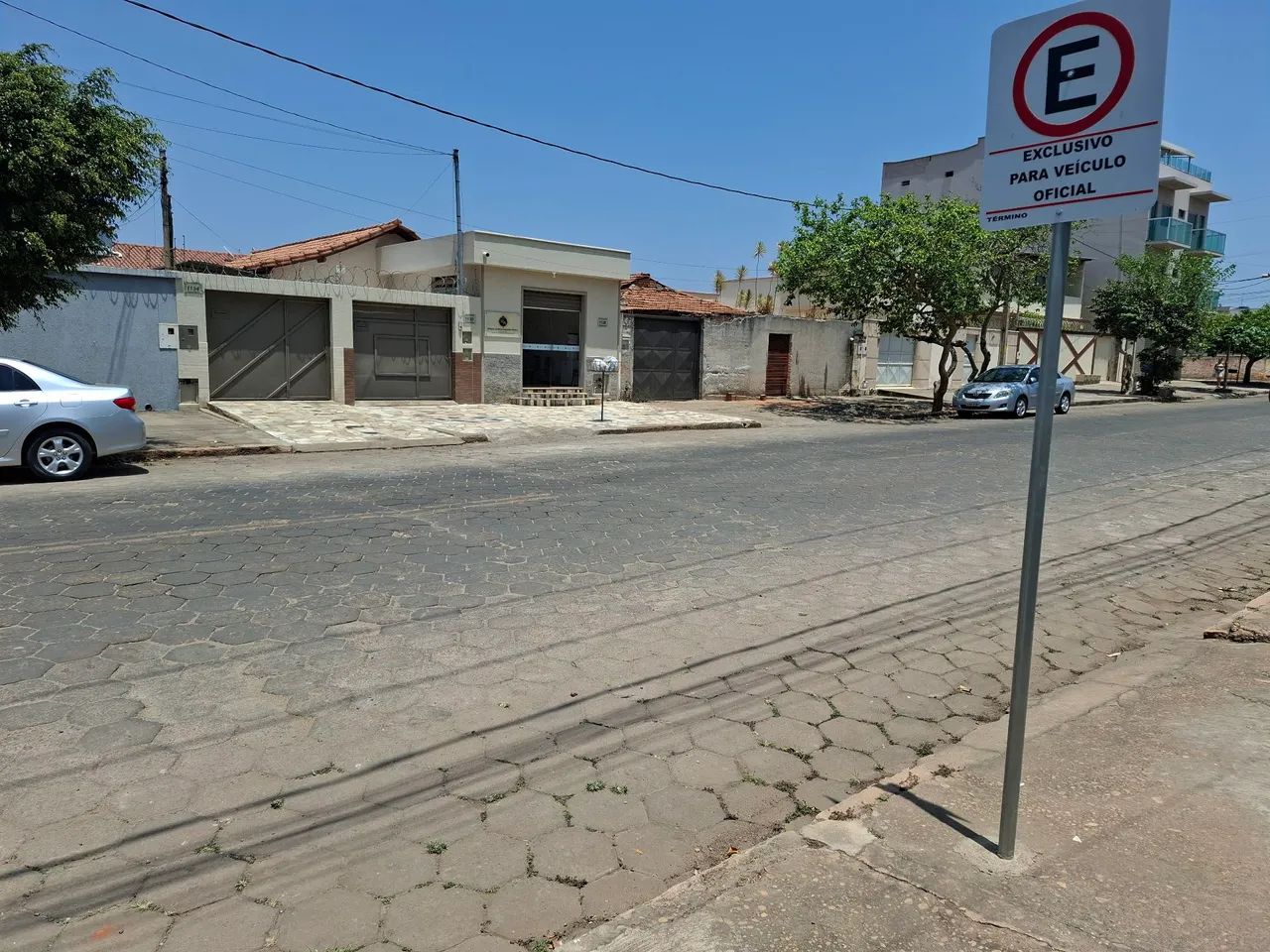 Imóvel centro Taiobeiras-MG. 38- *. 