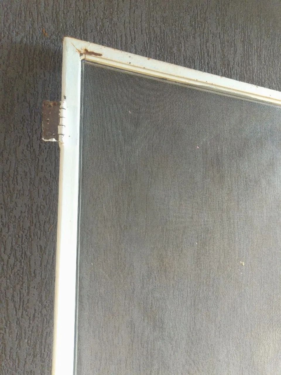 Porta Metálica com Tela Mosquiteira. - Foto 4