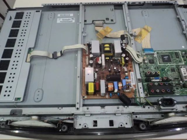 peças tv samsung ln32a330j1 - Foto 5