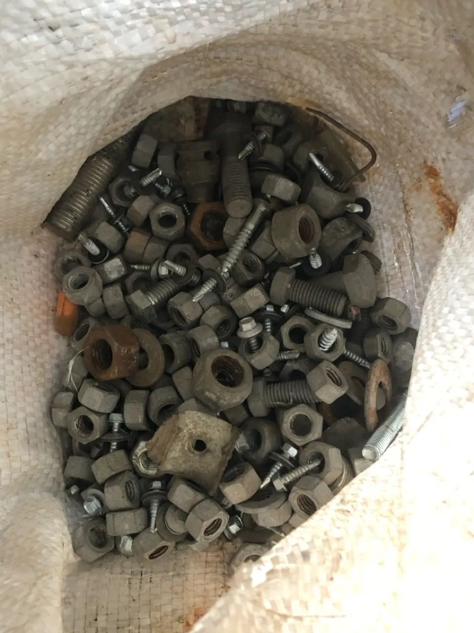 Ferragens para Construção - Diversos Tamanhos