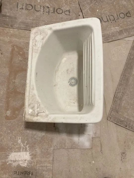 Tanque de louça novo