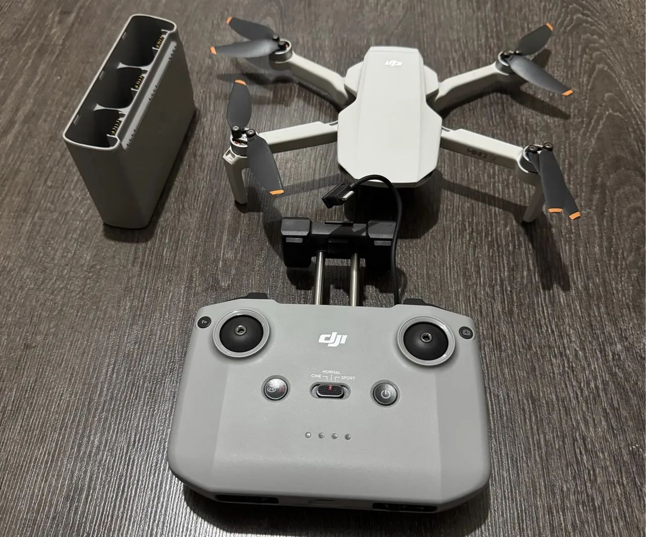 Drone DJI Mini 2 SE (6 meses de uso) NENHUM DEFEITO.