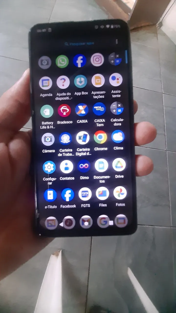 Celular conservado com função NFC  4 de ram 128 de memória 