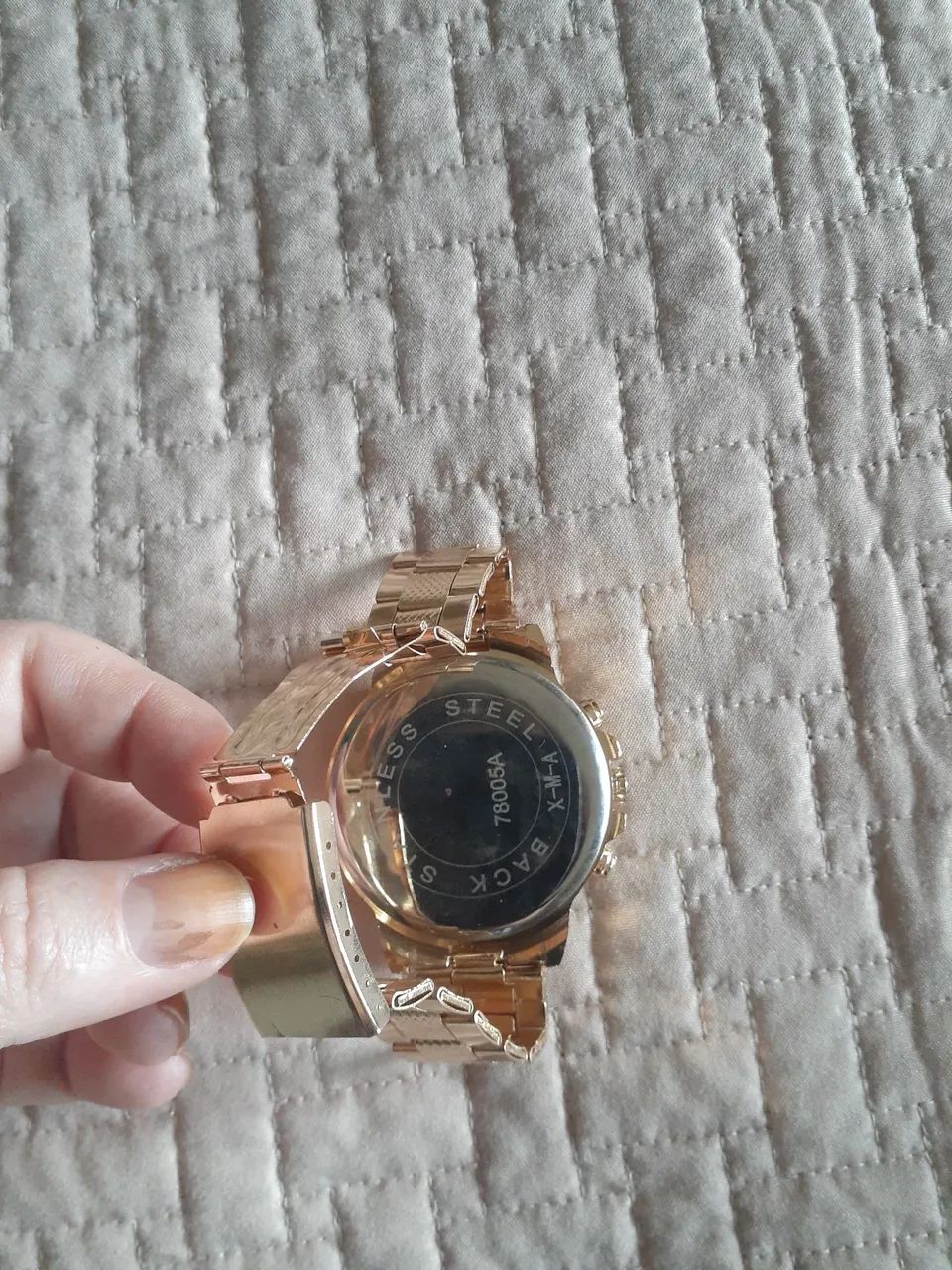 Relógio Masculino Dourado - Foto 2