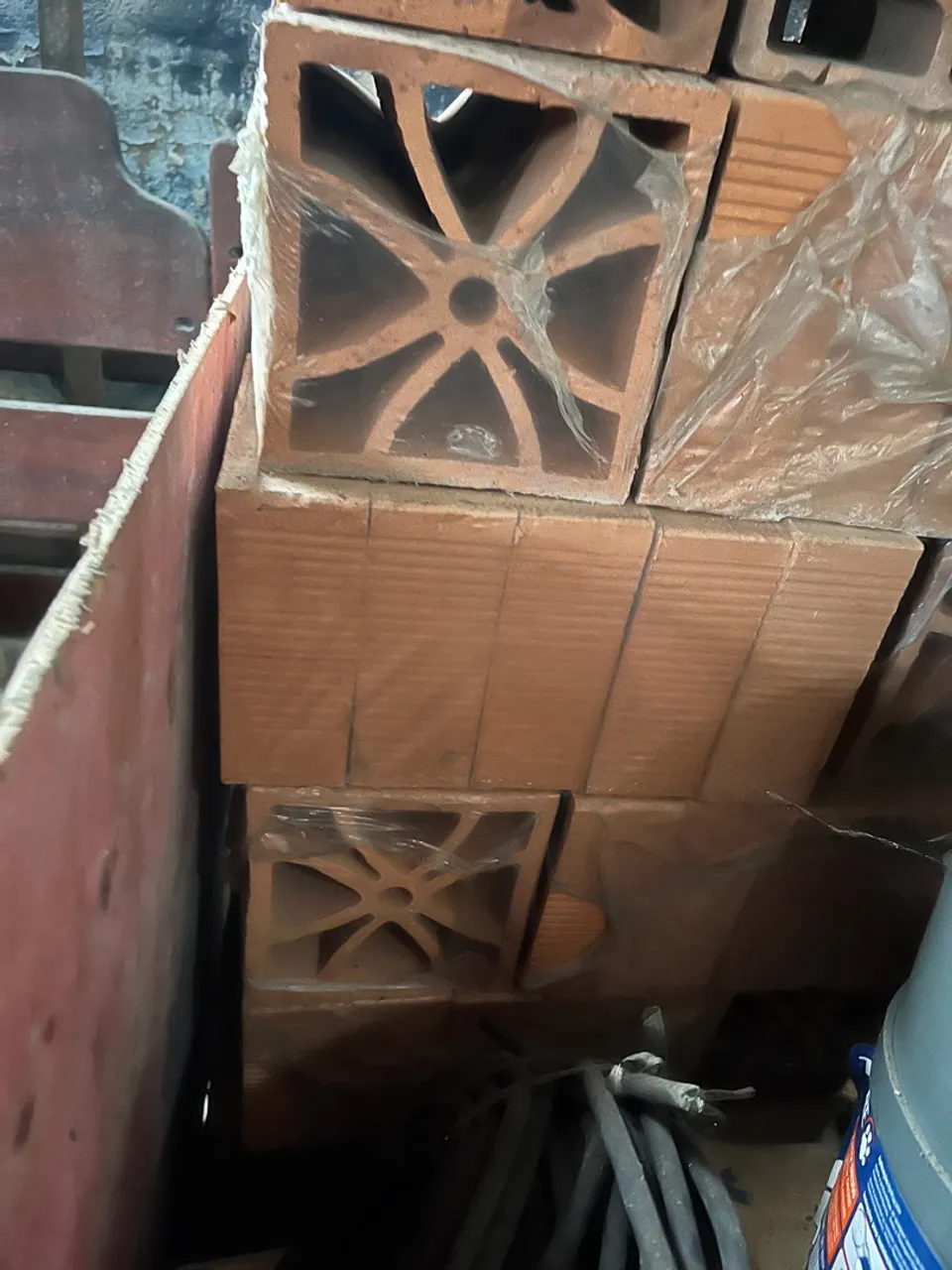 Blocos vazados de cerâmica para construção