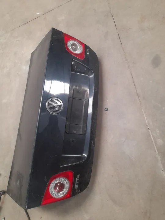Porta Malas VW Jetta 2.5