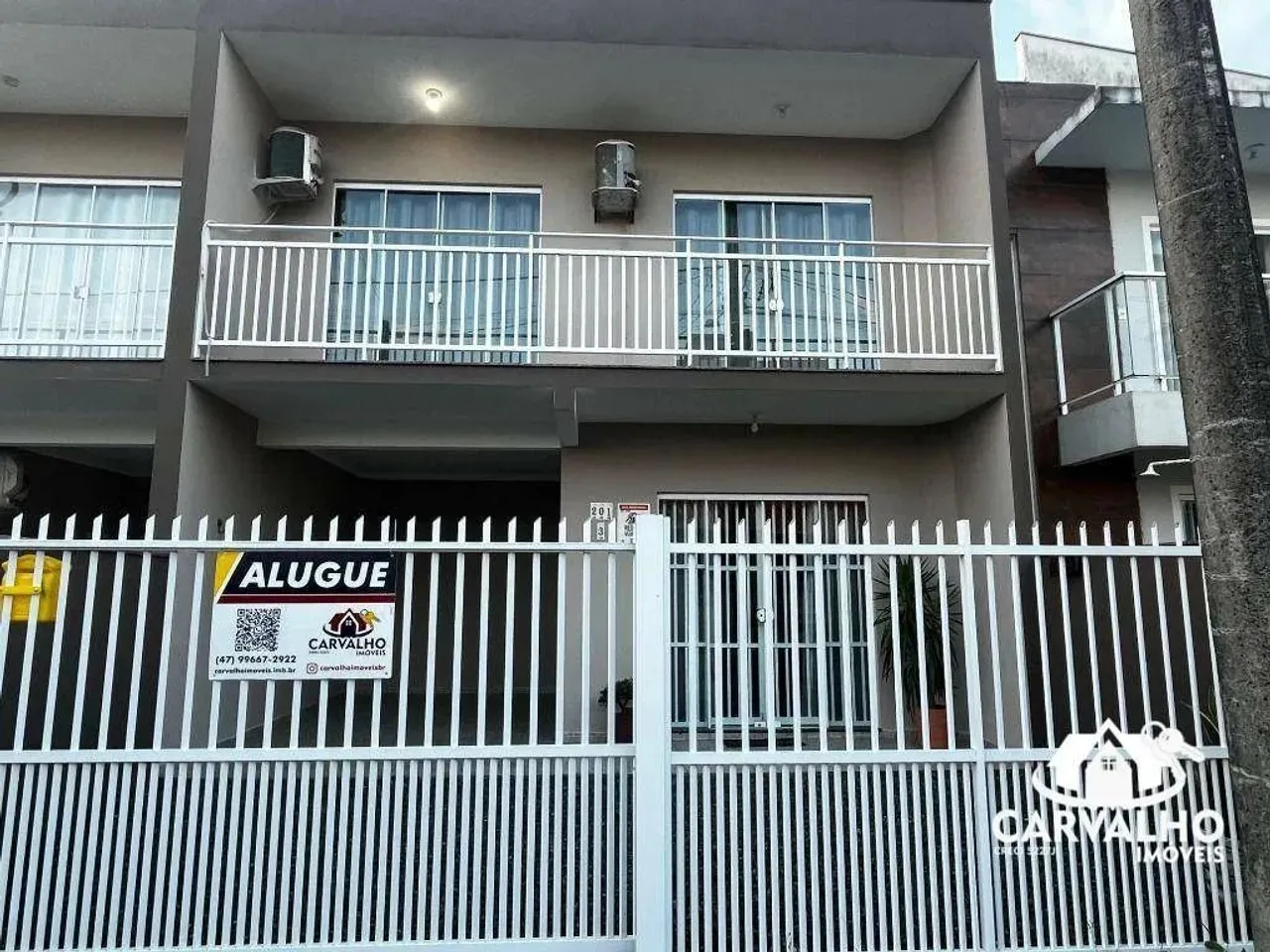 Sobrado semi-mobiliado com 3 dormitórios para alugar, 78 m² por R$ 4.062/mês incluso IPTU,