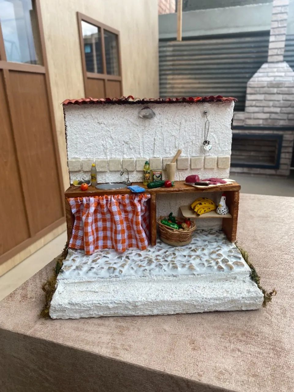 Miniatura Decorativa de Cozinha Rústica Artesanal - Peça Feita à Mão