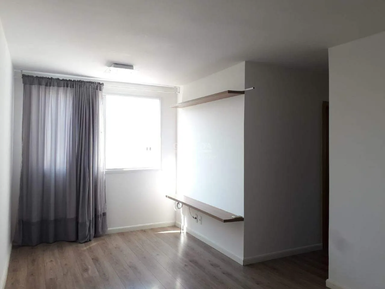 Apartamento com 3 dormitórios, sendo 1 suíte, e 1 vaga de garagem, no bairro Alto Petrópol
