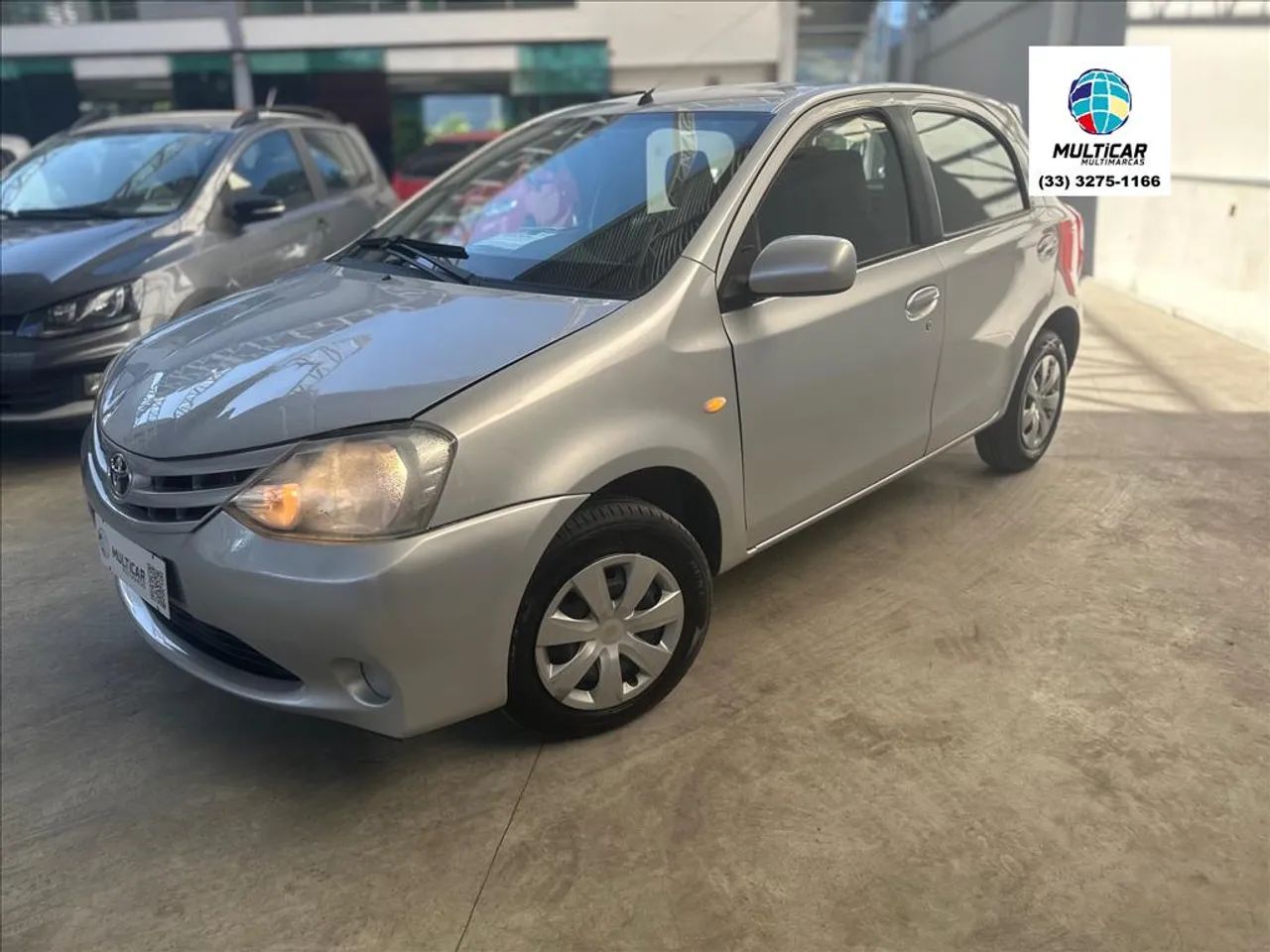 TOYOTA ETIOS 1.3 XS 16V FLEX 4P MANUAL - Foto 2