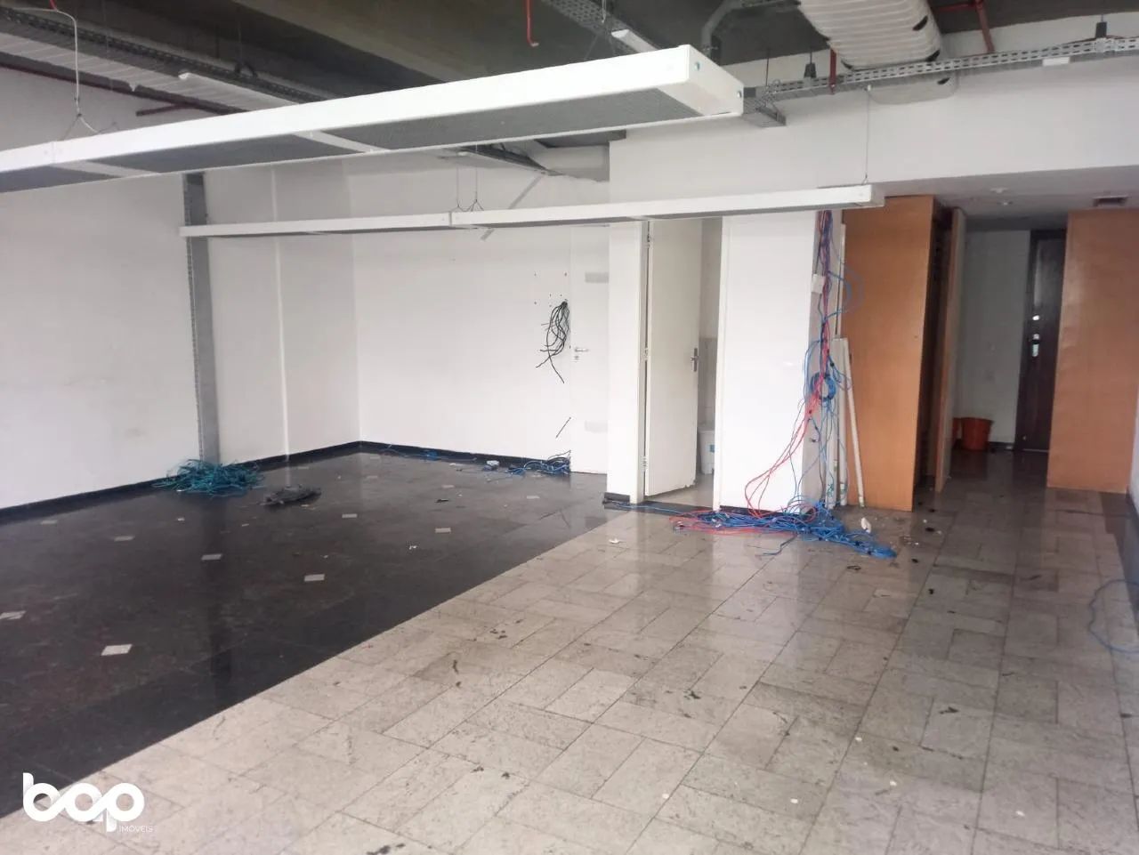 ALUGO SALA COMERCIAL NO EDIFÍCIO RODOLPHO DE PAOLI NA CARIOCA - Foto 7