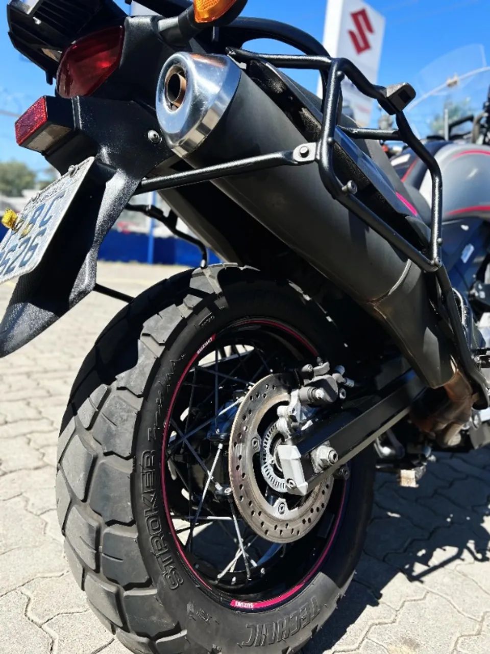 SUZUKI VSTROM 650 XT 17/18 - Foto 3