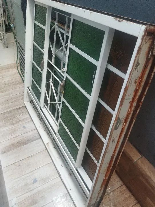 Vendo 2 janela e uma porta  - Foto 3