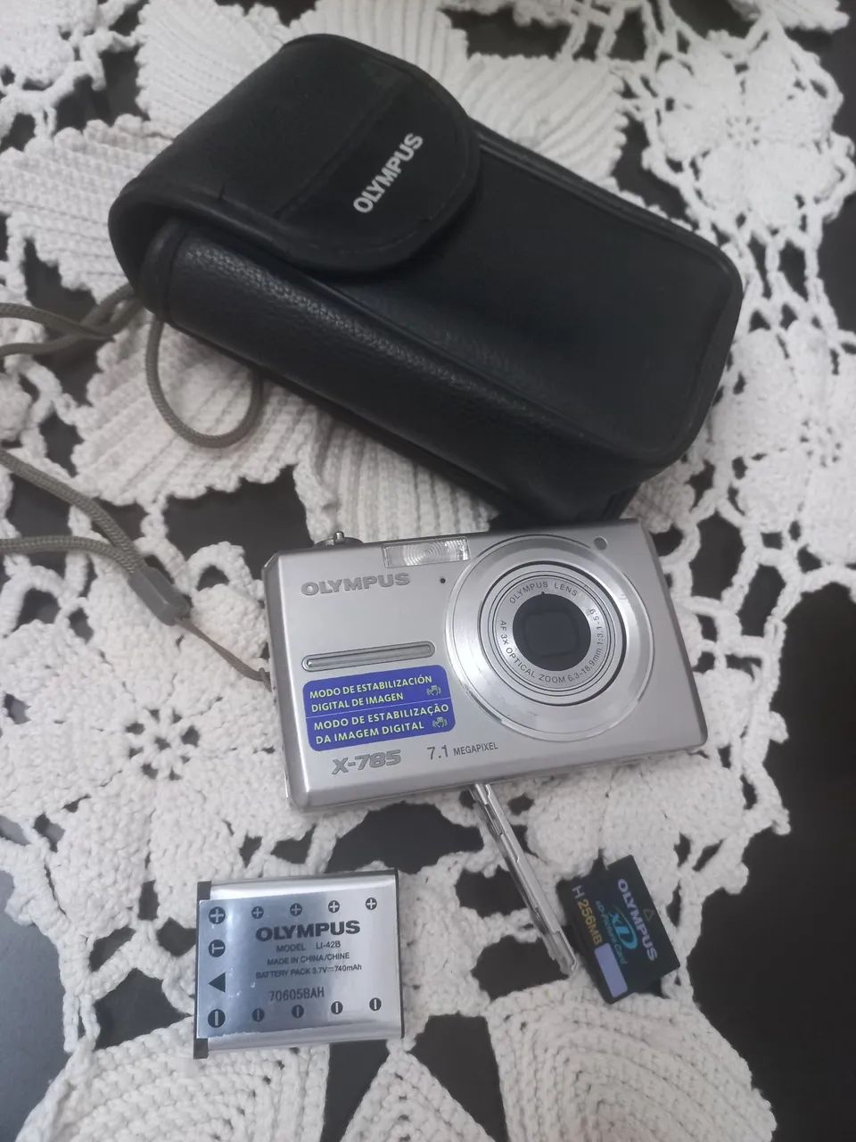 Camera digital Olympus 7.1 megapixels 