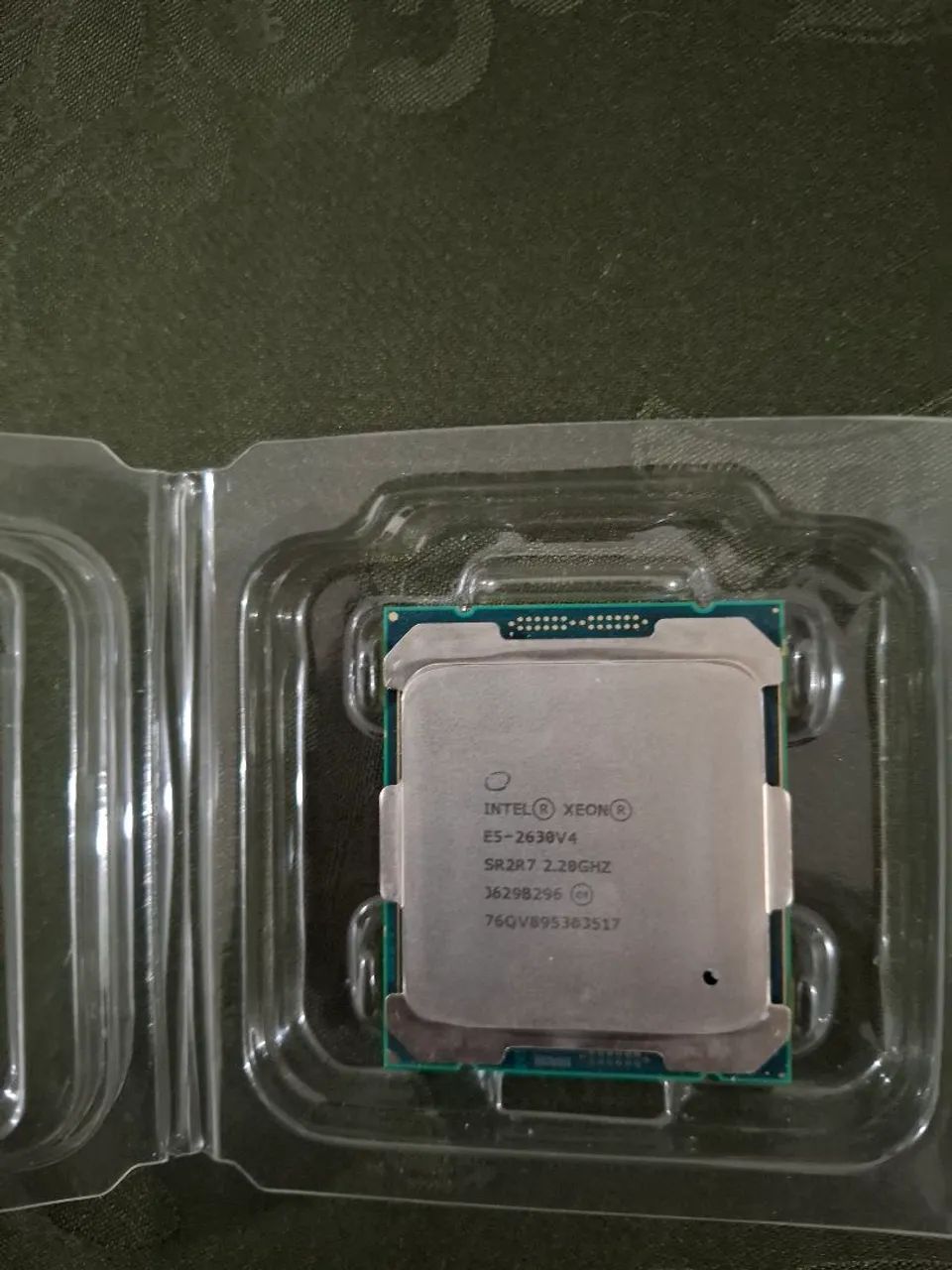 Xeon 2630V4 processor zero64317757464065120