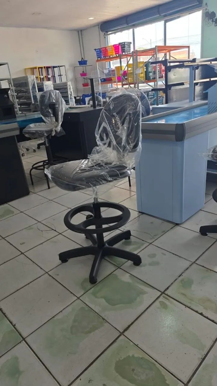 Cadeira caixa - Foto 2