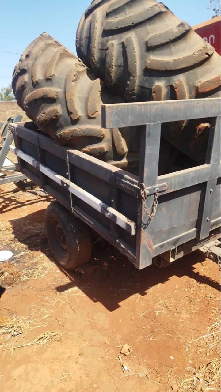 Carreta para Trator com calcariadeira - Foto 4