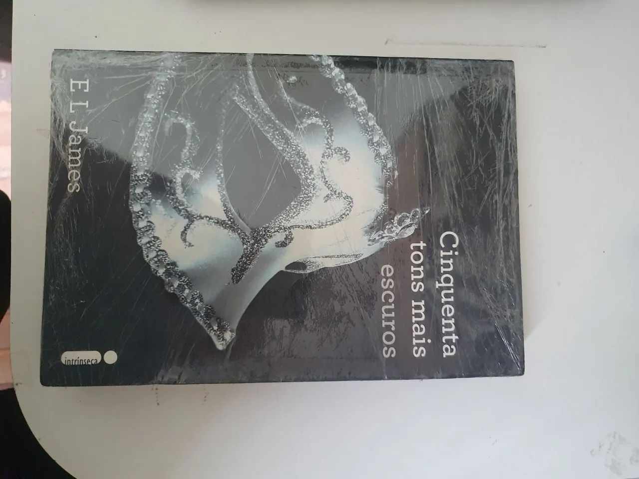 Cinquenta Tons Mais Escuros - E.L. James