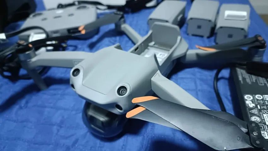DJI AIR 2 S - FLY MORE COMBO63824555979395121