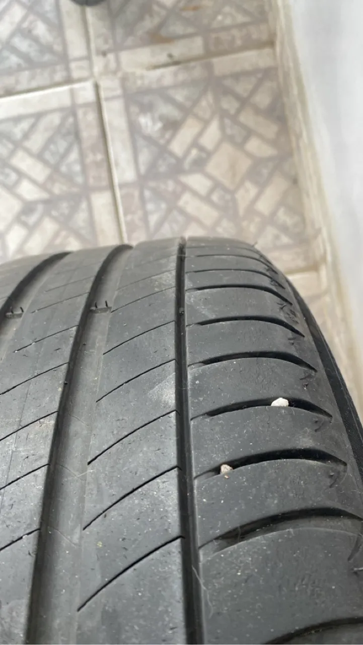 Jogo de pneus Michelin 225/55R18