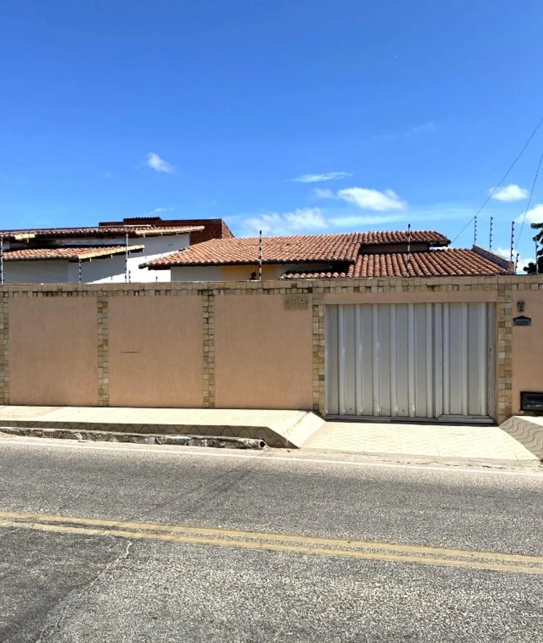 Casa ampla venda em Assu com 4/4 2 suítes