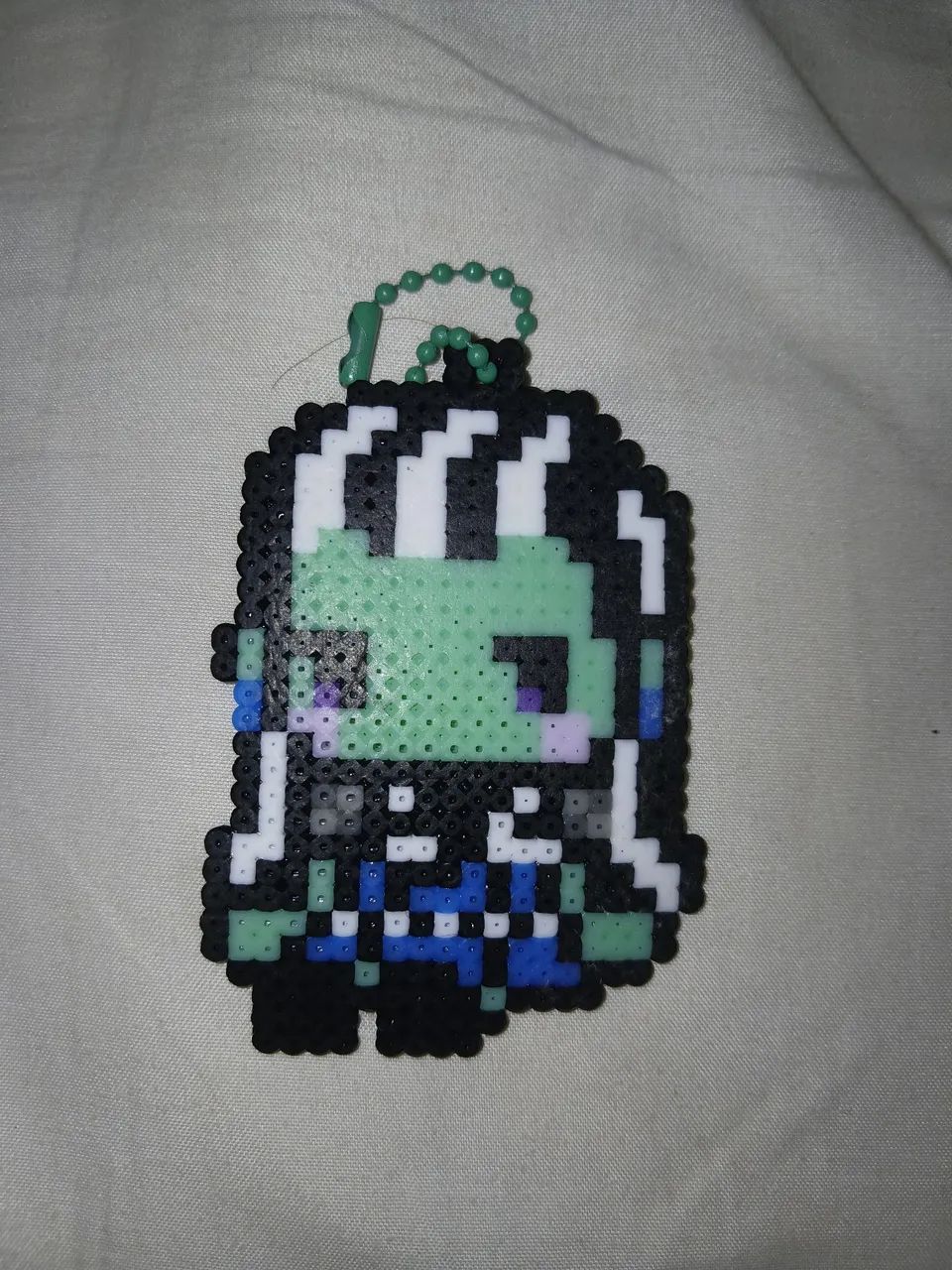 Monster high frankie stein chaveiro em pixel art