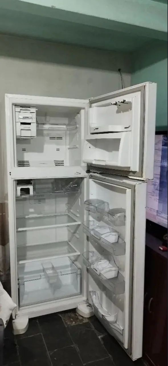 Vendo geladeira  - Foto 2