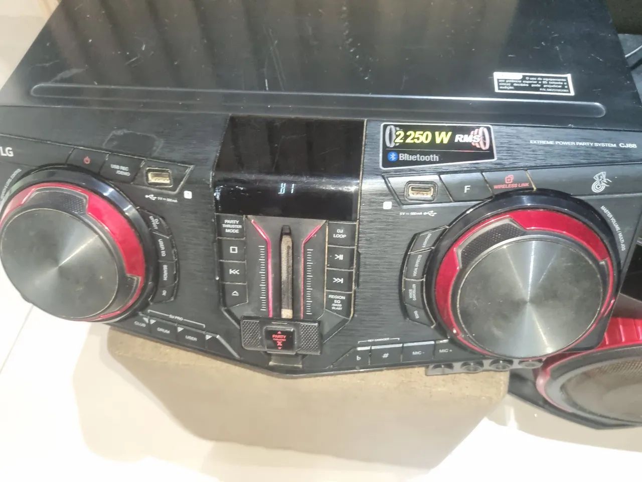 Som xboom lg cj88 
