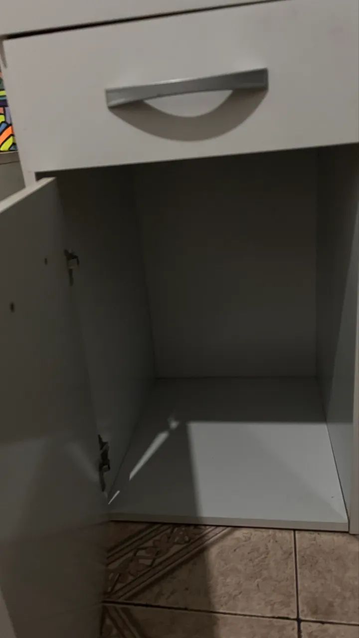 Mesa de estudos - Foto 3