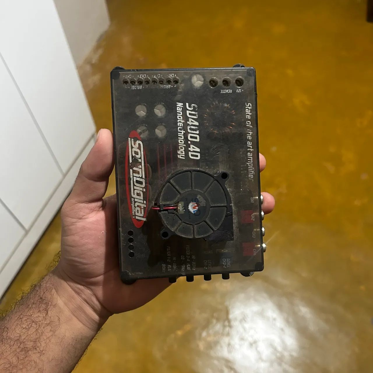 Amplificador Crossover Soundigital SD400.4D