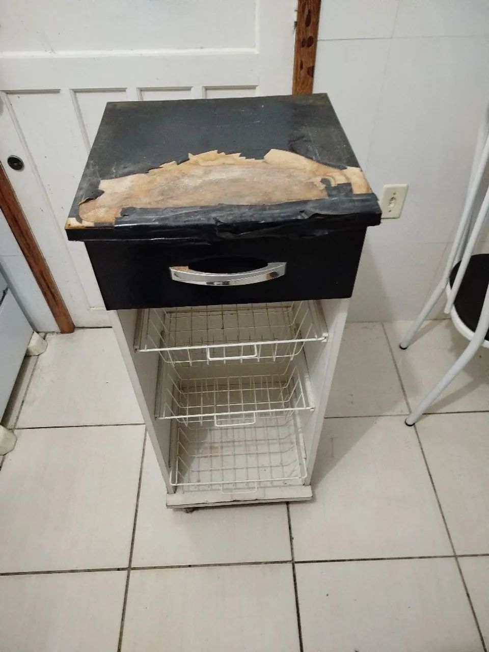 Fruteira de chão 