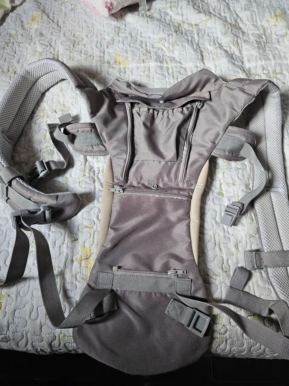 Vende-se canguru ergonômico