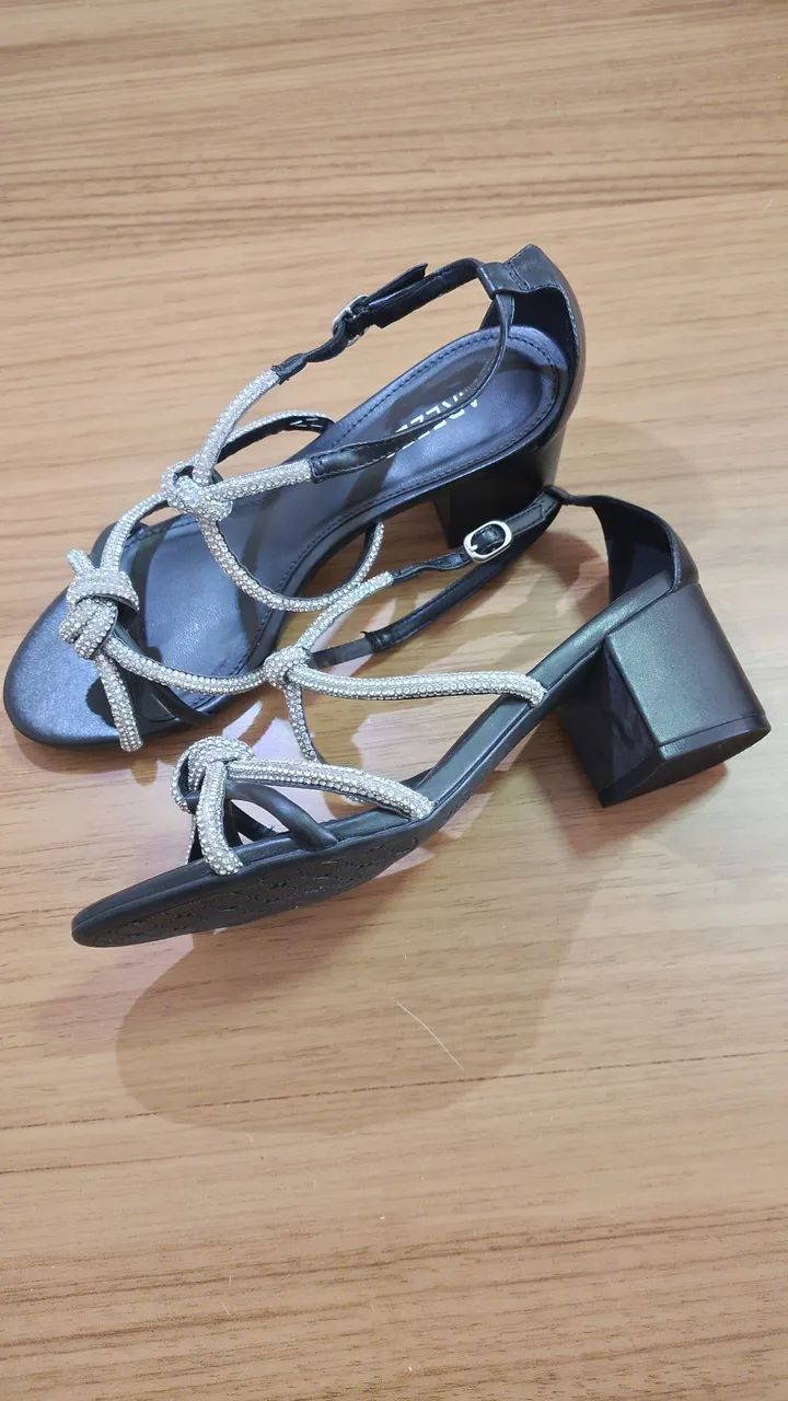 SANDÁLIA AREZZO PRETA 35 - Foto 2