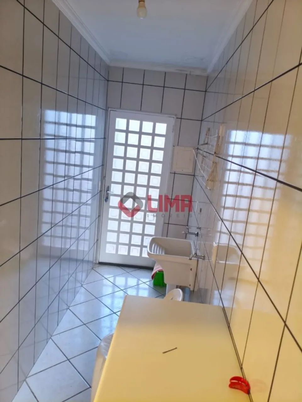 LINDA CASA COM 3 QUARTOS, (1 SUÍTE) EM AGUDOS / SP - Foto 5